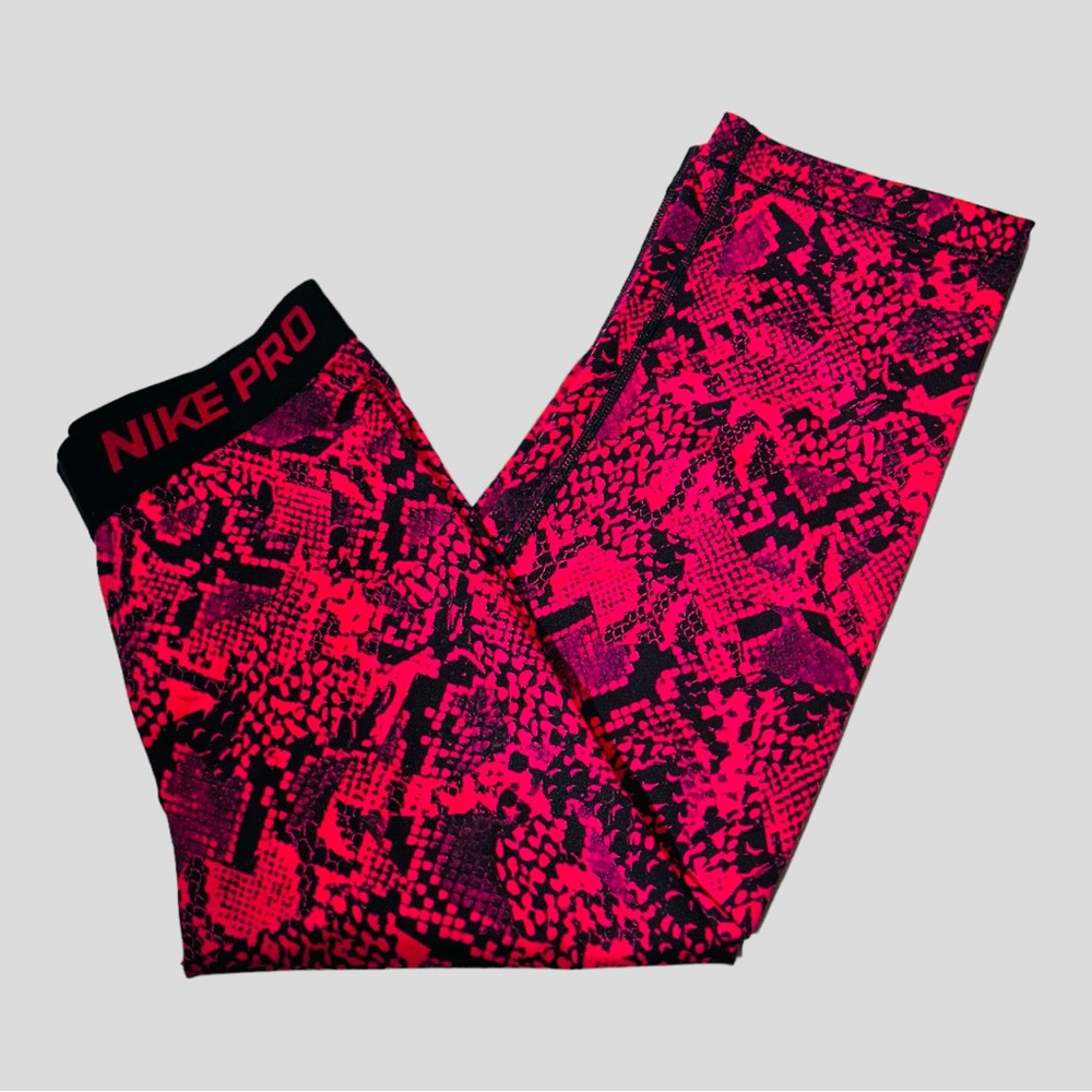 Nike leggings Nike Pro Vixen capri leggings pink and black women size XS